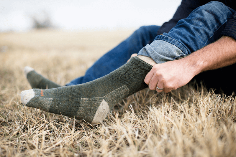 استفاده از جوراب هنگام پوشیدن کفش